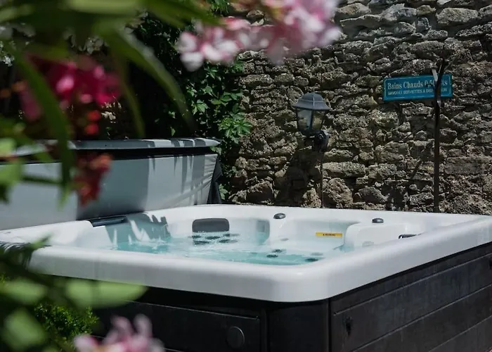 Le Manoir D'amiel A Secret 16 Bedroom Garden Oasis For Groups Up To 30 Vila